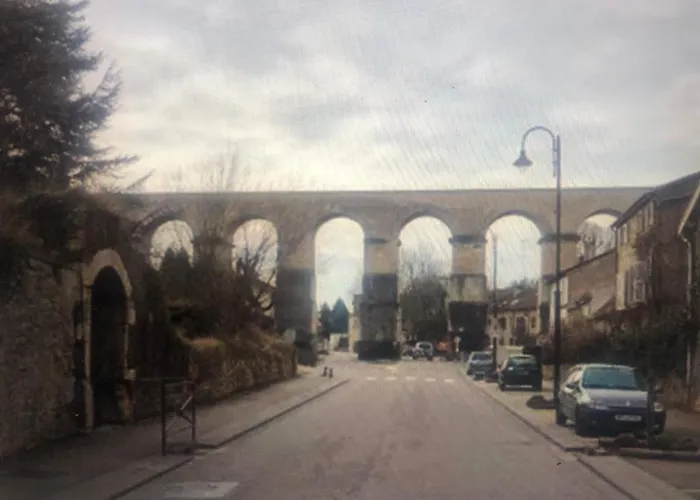 Jouy-Aux-Arches : 10Km Metz - Appartement Renove Duplex 75M2 - Proximite A31 Et Toutes Commodites
