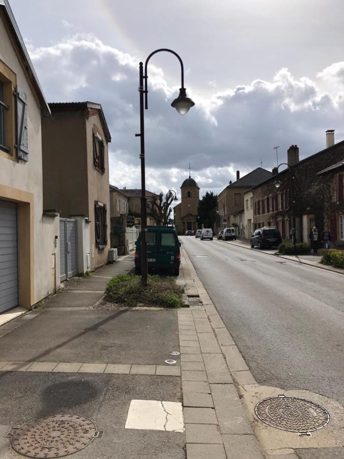 Apartment : 10km Metz - Renove Duplex 75m2 - Proximite A31 Et Toutes Commodites Jouy-aux-Arches